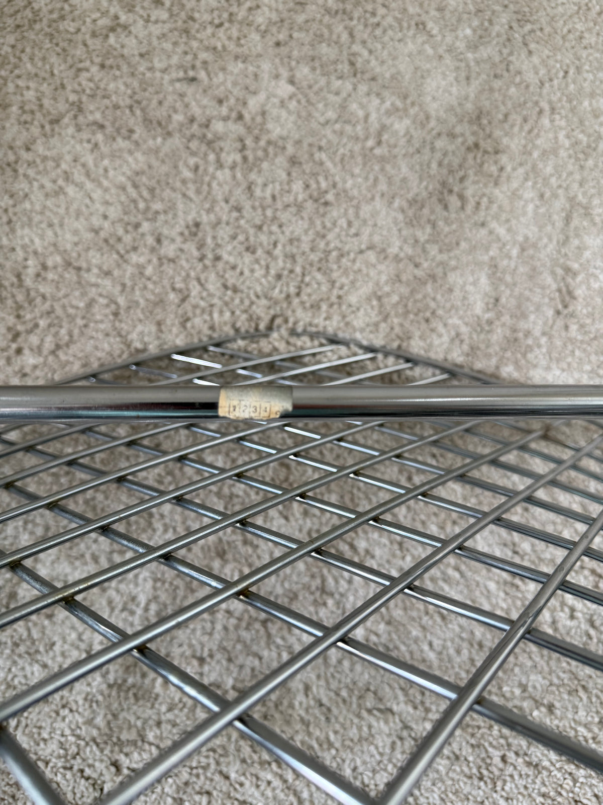 Harry Bertoia Diamond nojatuoli - Kromi