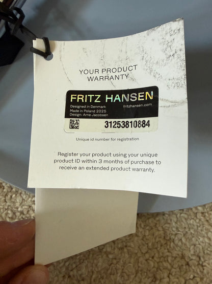 Fritz Hansen Seiska tuoli - Laventelin Sininen