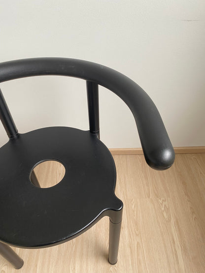 Kartell 4855 tuoli, Musta
